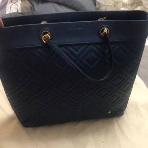 NWT Tory Burch Fleming Tote